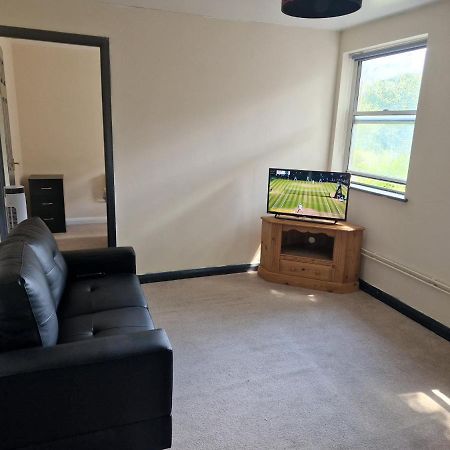 Maidstone Heights III - 1 Bedroom In Maidstone! Esterno foto