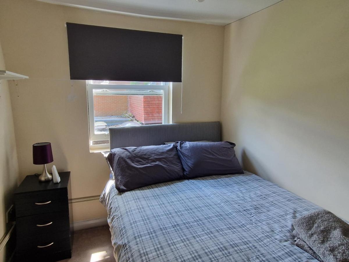 Maidstone Heights III - 1 Bedroom In Maidstone! Esterno foto