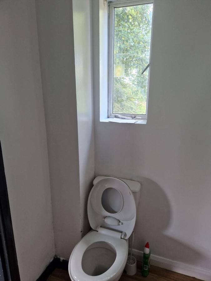 Maidstone Heights III - 1 Bedroom In Maidstone! Esterno foto