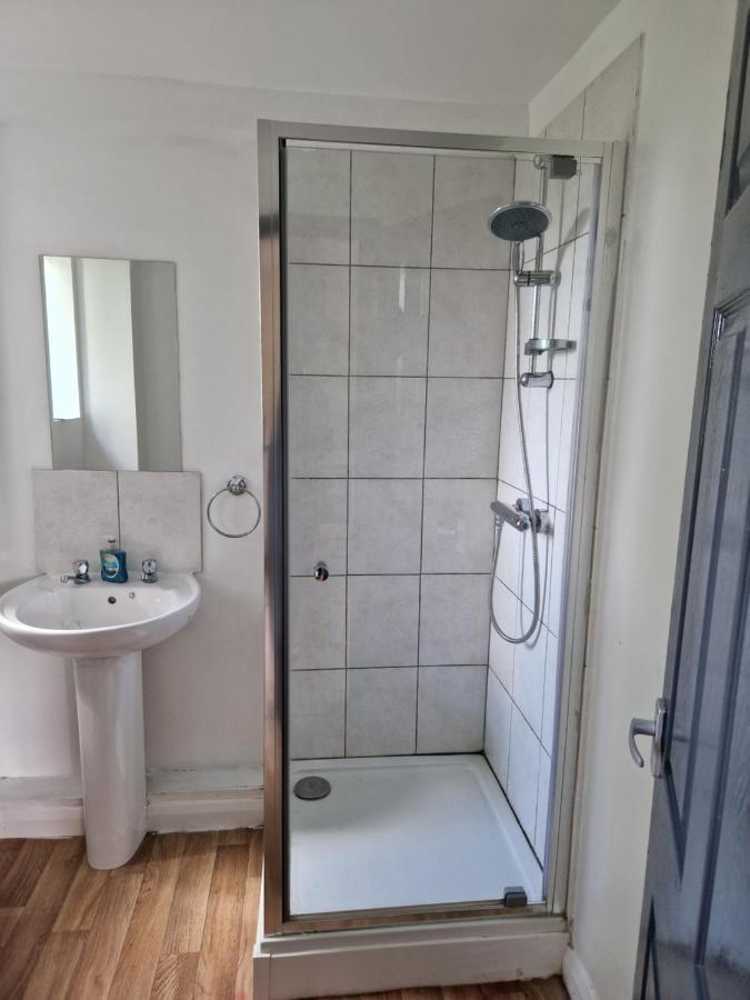 Maidstone Heights III - 1 Bedroom In Maidstone! Esterno foto